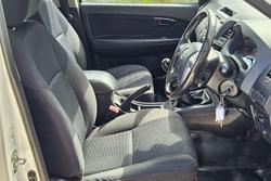 2015 Toyota Hilux SR