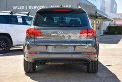 2015 Volkswagen Tiguan 155TSI R-Line