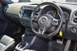 2015 Volkswagen Tiguan 155TSI R-Line