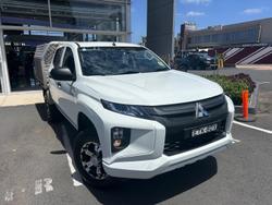 2022 Mitsubishi Triton GLX