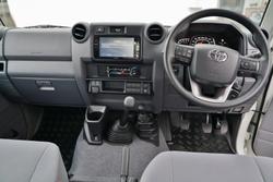 2025 Toyota Landcruiser GXL