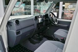 2025 Toyota Landcruiser GXL