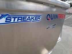 2025 QUINTREX 440 Busta