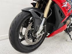 2022 BMW Motorrad S 1000 R Red