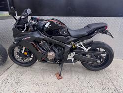2022 Honda CBR650R BLACK