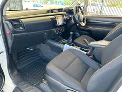 2016 Toyota Hilux SR GUN126R 4X4 Dual Range Glacier White