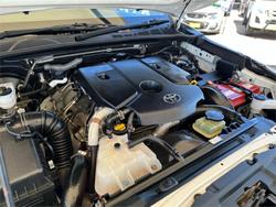 2016 Toyota Hilux SR GUN126R 4X4 Dual Range Glacier White