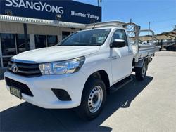 2016 Toyota Hilux SR GUN126R 4X4 Dual Range Glacier White