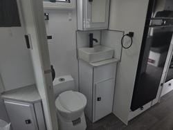 2023 JB Caravans Scorpion Sting Air 23'6 Rd Club