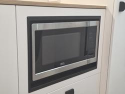 2025 Traveller Destination Track 20