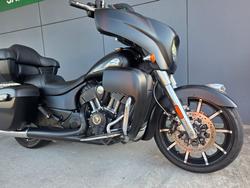 2020 INDIAN ROADMASTER GREY SMK/BLACK SMK BLACK