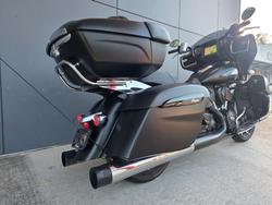 2020 INDIAN ROADMASTER GREY SMK/BLACK SMK BLACK