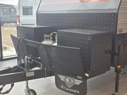 2025 JB Caravans Dirt Road Extreme 20'8 Family (2 X Bunk)