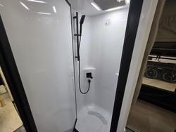 2025 JB Caravans Scorpion Sting Air 21'6 Rd Club