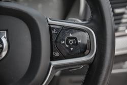 2020 Volvo XC90 T6 R-Design