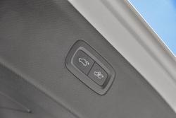 2020 Volvo XC90 T6 R-Design