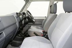 2025 Toyota Landcruiser GXL