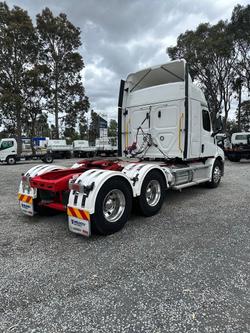 2023 Freightliner Cascadia 116 WHITE