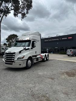 2023 Freightliner Cascadia 116 WHITE