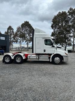 2023 Freightliner Cascadia 116 WHITE