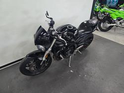 2018 Triumph STREET TRIPLE S 660 LAMS Black