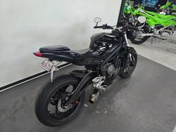 2018 Triumph STREET TRIPLE S 660 LAMS Black