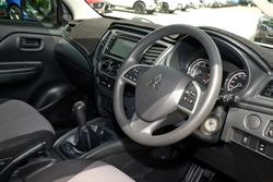 2019 Mitsubishi Triton GLX MR MY19 4x2 White