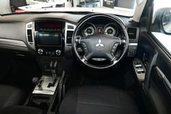2016 Mitsubishi Pajero GLX