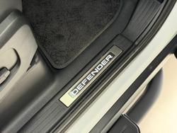 2025 Land Rover Defender 110 P400 X-Dynamic HSE