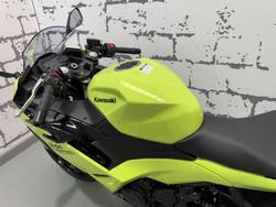 2025 Kawasaki Ninja 500 (EX500G) Ninja Green