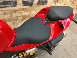 2025 DUCATI STREETFIGHTER V2 ROAD RED