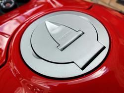 2025 DUCATI STREETFIGHTER V2 ROAD RED