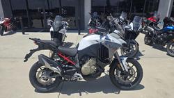 Ducati Multistrada V4S