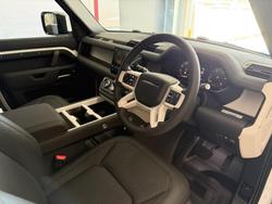 2025 Land Rover Defender 110 D250 S