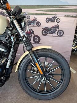 HARLEY-DAVIDSON 2015 HARLEY DAVIDSON 883CC XL883N IRON 883