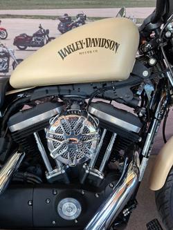 HARLEY-DAVIDSON 2015 HARLEY DAVIDSON 883CC XL883N IRON 883