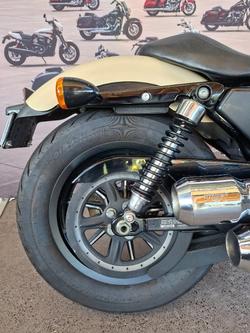 HARLEY-DAVIDSON 2015 HARLEY DAVIDSON 883CC XL883N IRON 883