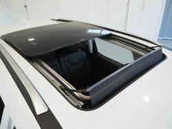 2025 Mahindra XUV700 AX7L