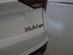 2025 Mahindra XUV700 AX7L