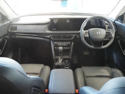 2025 Mahindra XUV700 AX7L