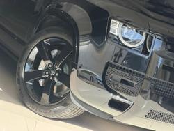 2025 Land Rover Defender 130 D350 X-Dynamic SE