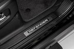 2025 Land Rover Defender 130 D350 X-Dynamic SE