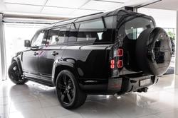 2025 Land Rover Defender 130 D350 X-Dynamic SE