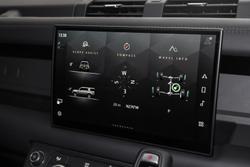 2025 Land Rover Defender 130 D350 X-Dynamic SE