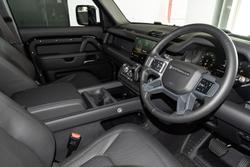 2025 Land Rover Defender 130 D350 X-Dynamic SE