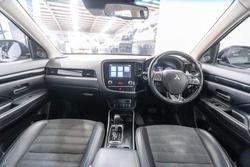 2021 Mitsubishi Outlander LS