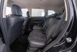 2021 Mitsubishi Outlander LS