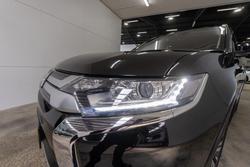 2021 Mitsubishi Outlander LS