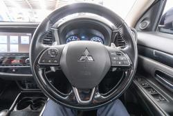 2021 Mitsubishi Outlander LS