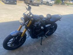 2023 Triumph SPEED 400 Black